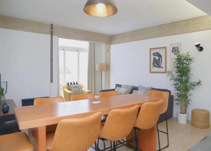 Golden Crown 아파트